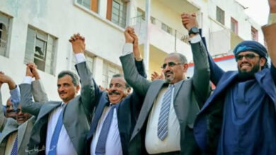 قادات الجنوب يرفع يداة