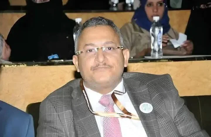 الدكتور عدنان العواض